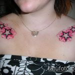 A csillag tetoválás képe a kulcscsonton # 587 a minta méltó változata, amely jól használható a lányok kulcscsontjainak megváltoztatására és csillagtetoválásként történő alkalmazására