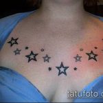 A csillag tetoválás képe a kulcscsonton # 133 a minta klassz változata, amely sikeresen használható a csillag megváltoztatására és tetoválásra a kulcscsonton, a nyakhoz közelebb