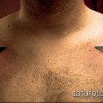 A csillag tetoválás képe a kulcscsonton # 660 a minta klassz változata, amely jól használható a lányok kulcscsontjainak véglegesítéséhez és csillag tetoválásához