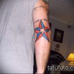 Csodálatos példa a csillag tetoválásra a könyökön - a rajz alkalmas csillag tetoválásra a könyökön trx