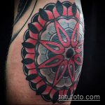 Egyedi példa a csillag tetoválásra a könyökön - a rajz alkalmas csillag tetoválásra a jógi könyökén