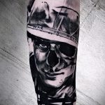 fotó a 950 -es számú katonai tetoválásról - a rajz hűvös változata, amely sikeresen használható revízióhoz és tetováláshoz, mint katonai hírszerzés