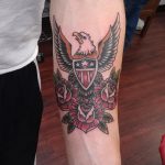 fotó a 132 -es katonai tetoválásról - a minta exkluzív változata, amely könnyen használható katonai skorpió tetoválásként történő feldolgozásra és alkalmazásra