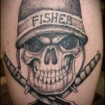 fotó a 474 -es katonai tetoválásról - a minta egyedi változata, amely jól használható átalakítására és katonai tetoválásként történő alkalmazására a karon