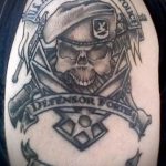 fotó a 180 -as katonai tetoválásról - a rajz méltó változata, amely könnyen használható a katonai denevér tetoválás képének feldolgozására és alkalmazására