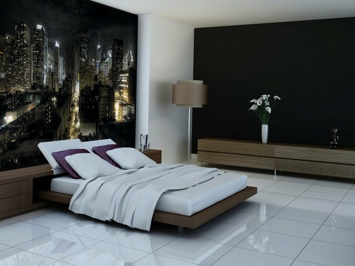 Fototapeta New York s vysoko lesklou podlahou a čiernymi akcentmi na stenu Dlaždice s lesklým povrchom spálne so stenou