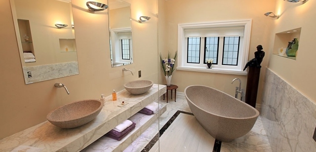 Mramorová kúpeľňa Samostatne stojaca vaňa Castello, vzhľad pieskovca