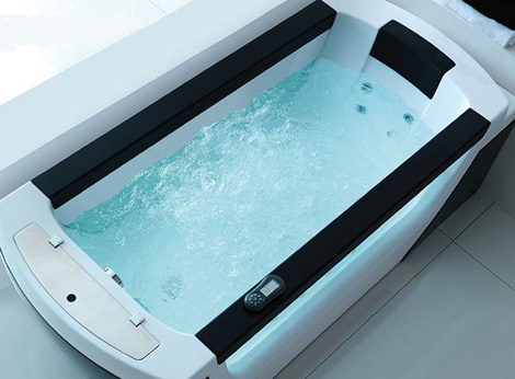 vaňa s priehľadným dizajnom vyššie