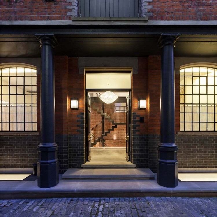 zrekonštruovaný byt londýnska tehlová fasáda