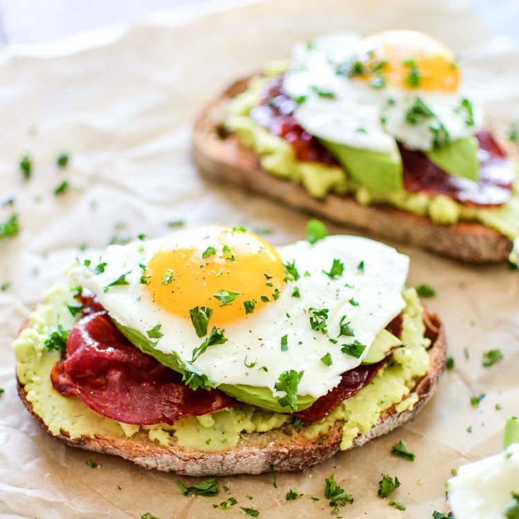 recept na francúzsky toast vajcia syr avokádo