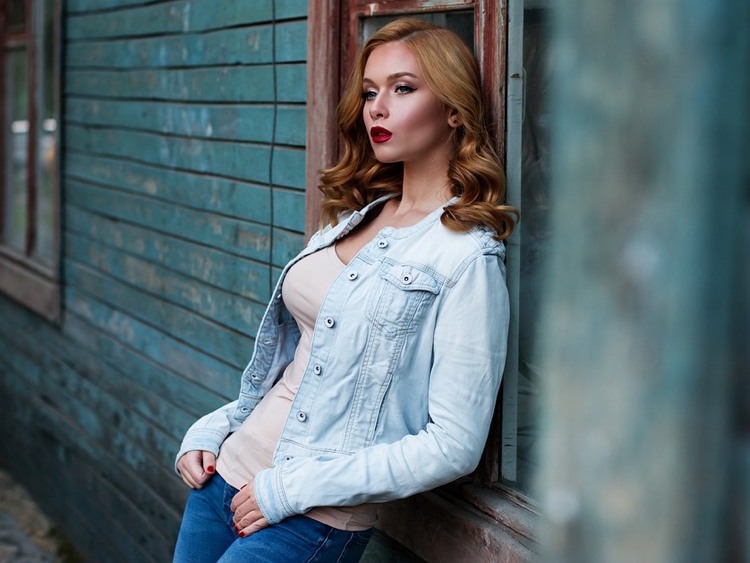 K rifliam si oblečte ľahkú rifľovú bundu