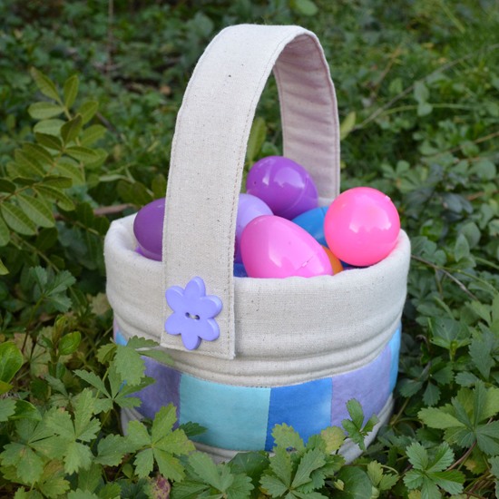Remeselné nápady Veľkonočný kôš plastové vajíčka Detské prekvapenie
