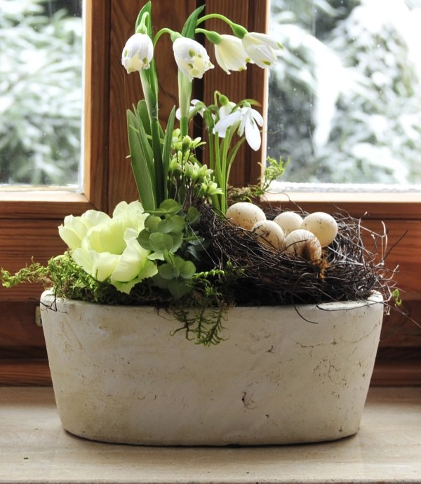 Jarná dekorácia bytu cementový kvetináč veľkonočné hniezdo Jarné dekorácie nápady pre byt, cementový kvetináč veľkonočné hniezdo
