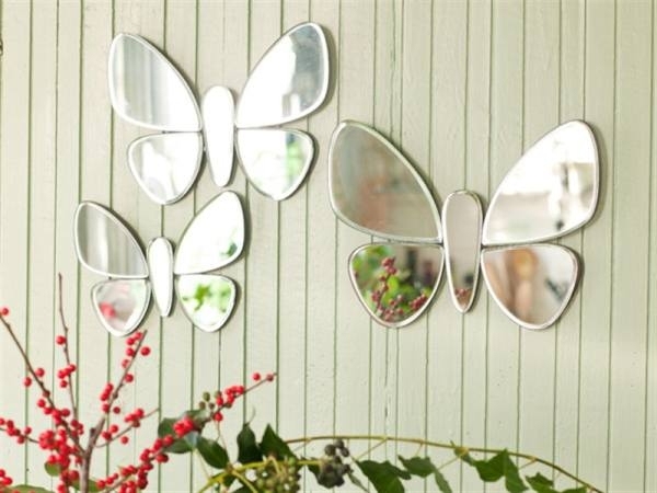 Motívy na jarné dekorácie nástenné zrkadlo motýle Jarná dekorácia do bytu nápady nástenné zrkadlo motýle