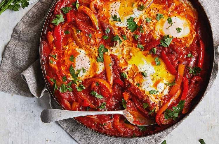 ľahké raňajky na chudnutie Recept na Shakshuka s nízkym obsahom kalórií