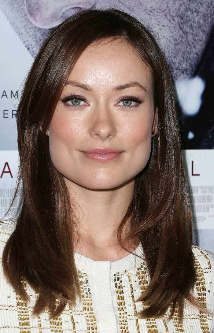 Olivia Wilde má lichobežníkovú tvár so širokou bradou square-face-Olivia-Wilde-široká-brada-ofina