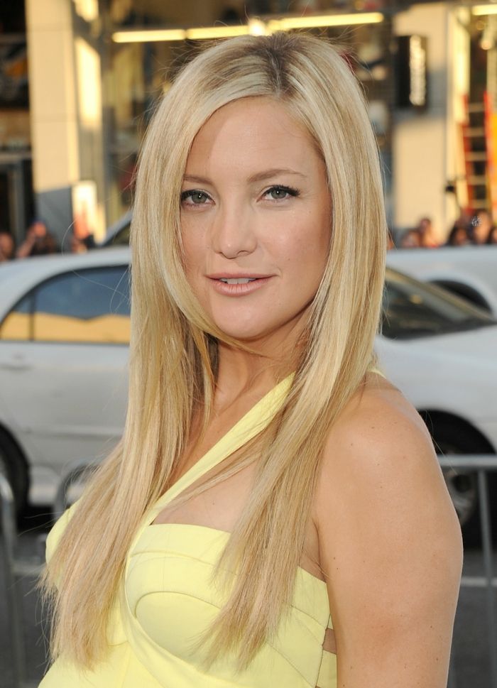 Kate Hudson s rovnými vlasmi po etapách dlhé rovné vlasy Kate Hudson