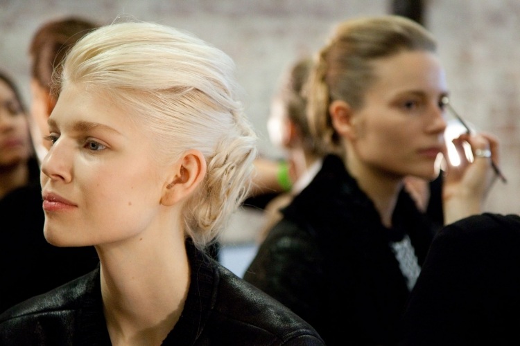 Jason Wu jeseň 2014 Aktualizácie zo zákulisia Jason-Wu-Herbst-2014-Backstage-New-York-Fashion-Week