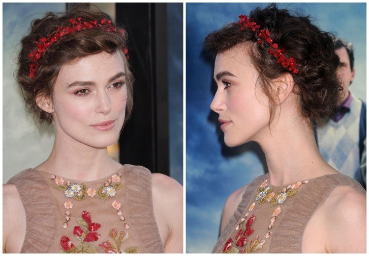 romantické updo s červenou čelenkou účesy-čelenka-nápady-romantické-keira-knightley