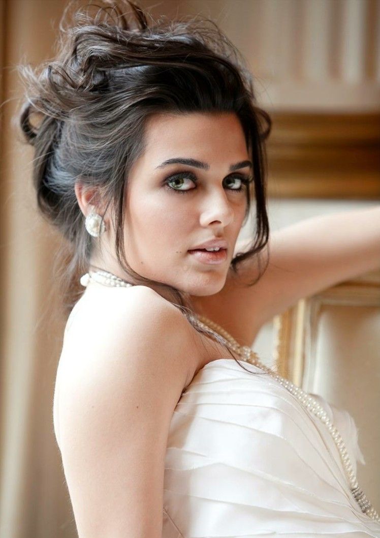 účesy na svadbu updo easyfast narovnať dymové oko