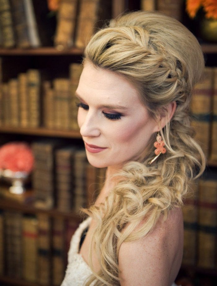 vrkoč-bokom-účes-svadba-svadba-kučery