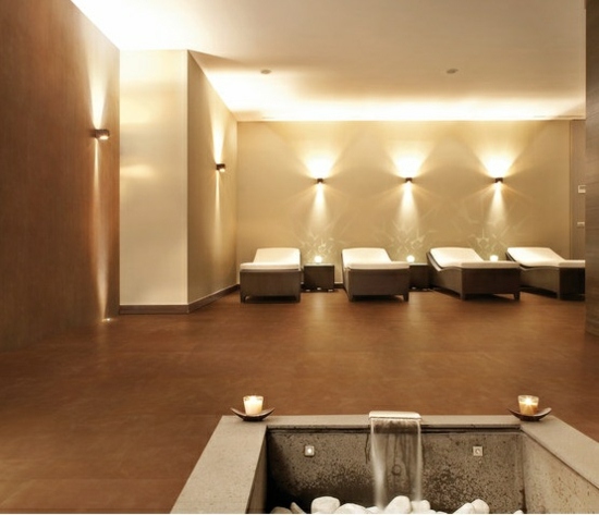 Kožená dlažba do sauny Kožená nástenná lampa s dlažbou do sauny