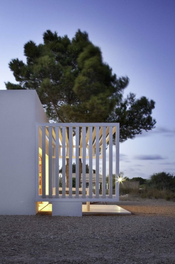 moderný plážový dom - ochranná strecha