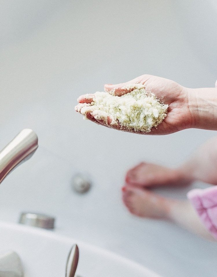 urobte si vlastnú aplikáciu receptu na peeling na nohy