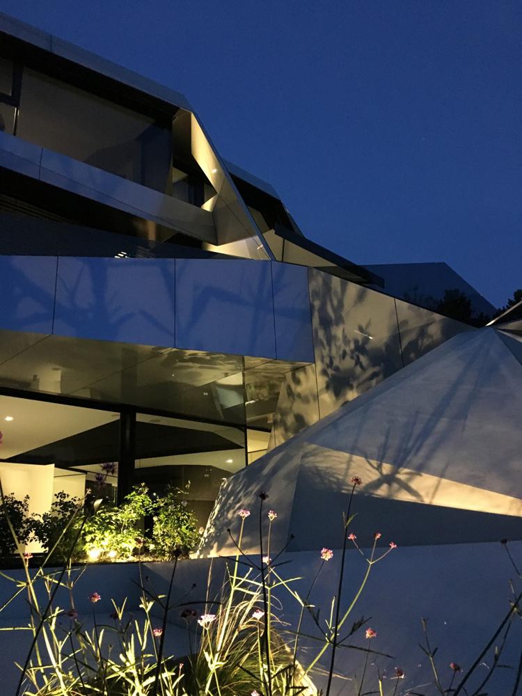 futurizmus architektúra budova vonkajšie obklady panelov