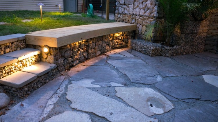 Z gabiónov sa dá vyrobiť skvelé sedenie osvetlenie lavice nočné gabióny vyzerajú kroky návrhu