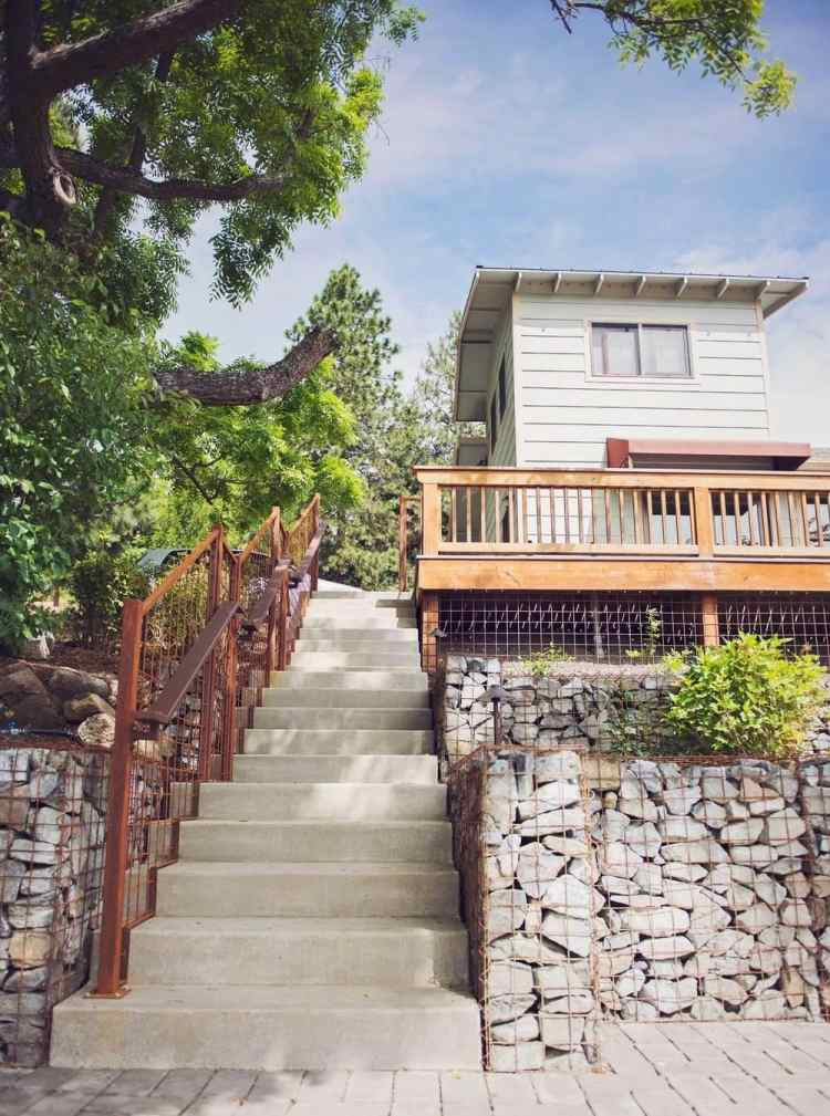 gabionový múr-gabionový plot-moderný-záhradný-dizajn-dom-radový-predný-záhradný-oporný múr-záhon