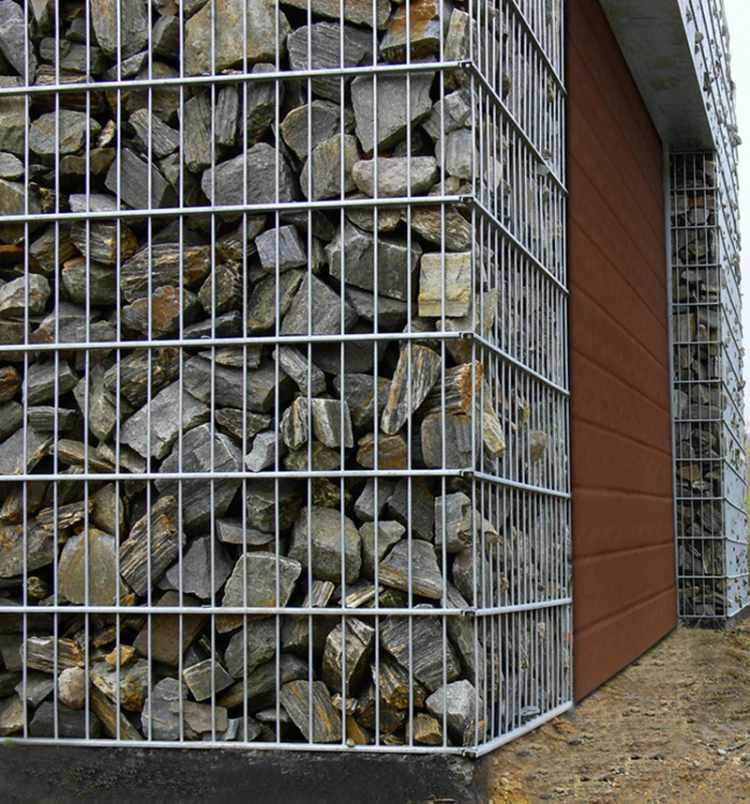 Gabiónový múr-gabionový plot-moderný-záhradný-dizajn-stena-prírodný kameň-typy-plot