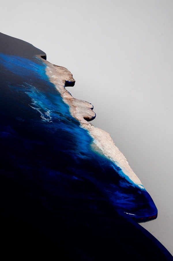 kolekcia stolov gaetano pesce oceánový dizajn magická farba