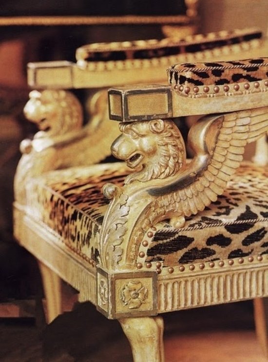 kreslo lannister hra o tróny interiér pre domov