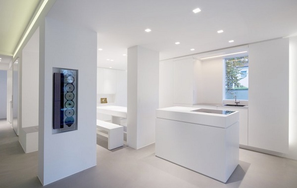 úplne-biely-byt-Mníchov