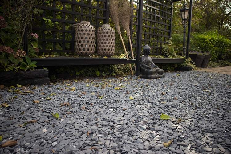 Sliver Japonská prevencia proti burinám