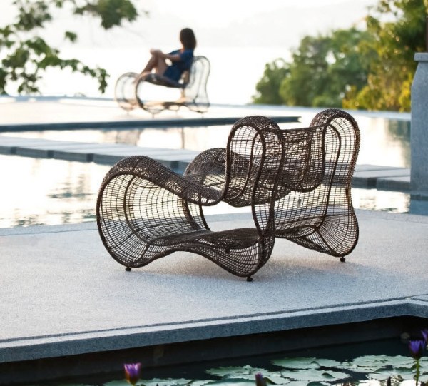 Vonkajší nábytok do obývačky Pigalle s mimoriadnym dizajnom