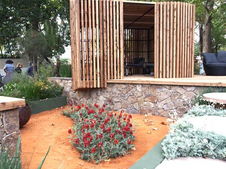 záhrada-terénne úpravy-červená-zem-púšť-optika-kvety-nt-candeo-prírodný kameň