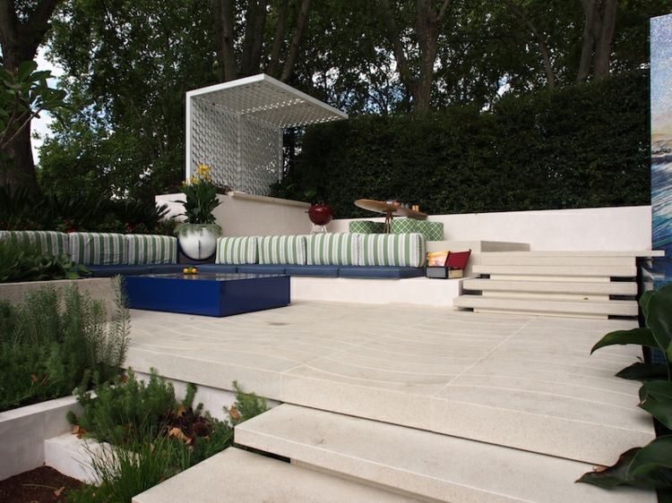 záhradnícke a krajinné úpravy ohana-terénne úpravy-salónik-denná posteľ-prírodný kameň