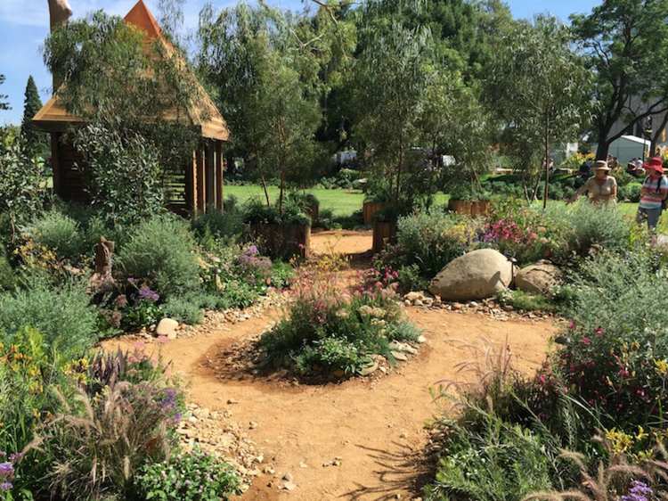 záhradné úpravy-prírodný-dizajn-piesok-repríza-phb2