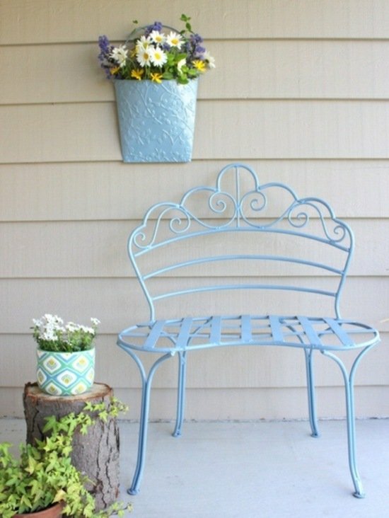 záhradné terasy z kovaného lavičky v modrom prevedení modrý tvar lavice z tepaného železa
