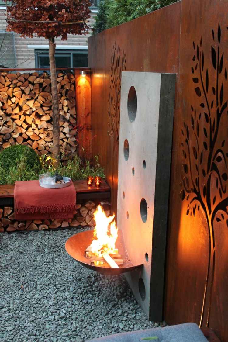 krb záhradná dekorácia vyrobená z nehrdzavejúcej obrazovky na ochranu pred dierovaným stromom