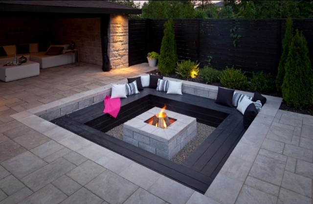 moderný záhradný dizajn 2014, lavička vykopaná v zemnej ohništi
