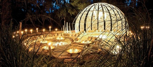 Sphere-garden-idea-design-for-outdoor-party