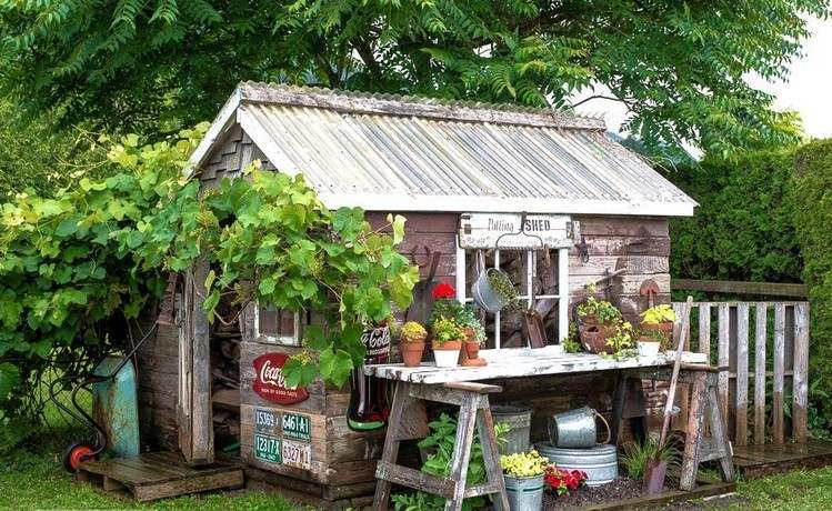 Vintage záhradný prístrešok zdobí nápady na dizajn exteriéru