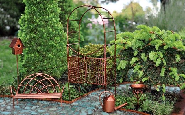 Nápady kovové malé figúrky škriatok dom