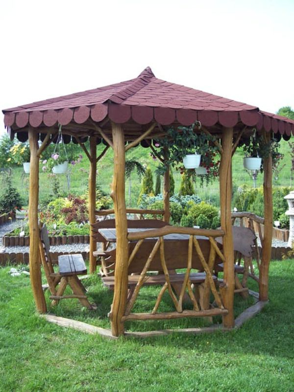rustikálny otvorený altánok z dreva