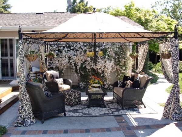 Záclony altánok kovový nábytok ratan