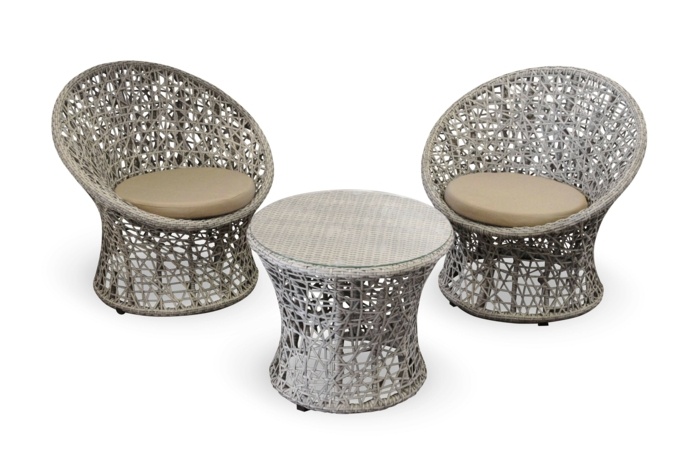 krásna-svetlo-šedá-sada-do-záhrady