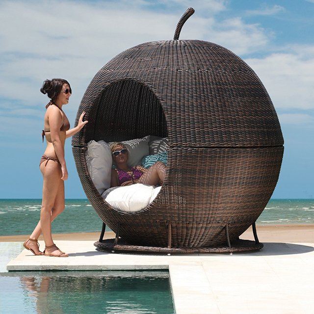 Záhradný nábytok polyratanový bazénový salónik proti slnku Záhradný nábytok z polyratanového bazénového salónika proti slnku